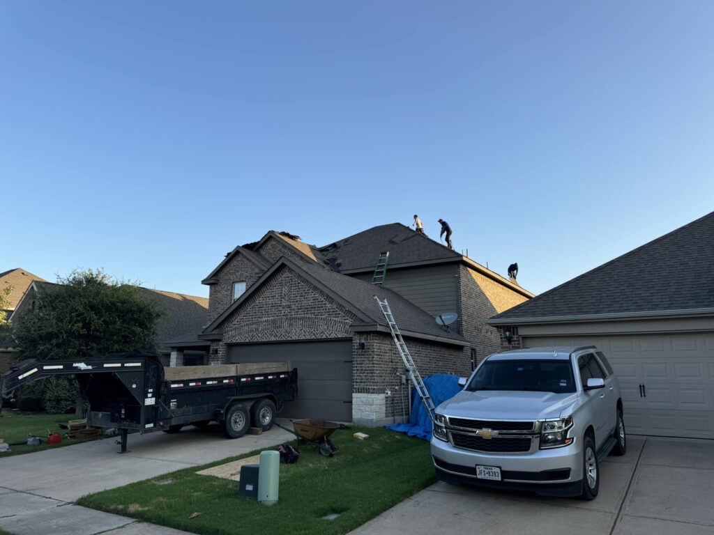 Three Tab Roofing Shingles